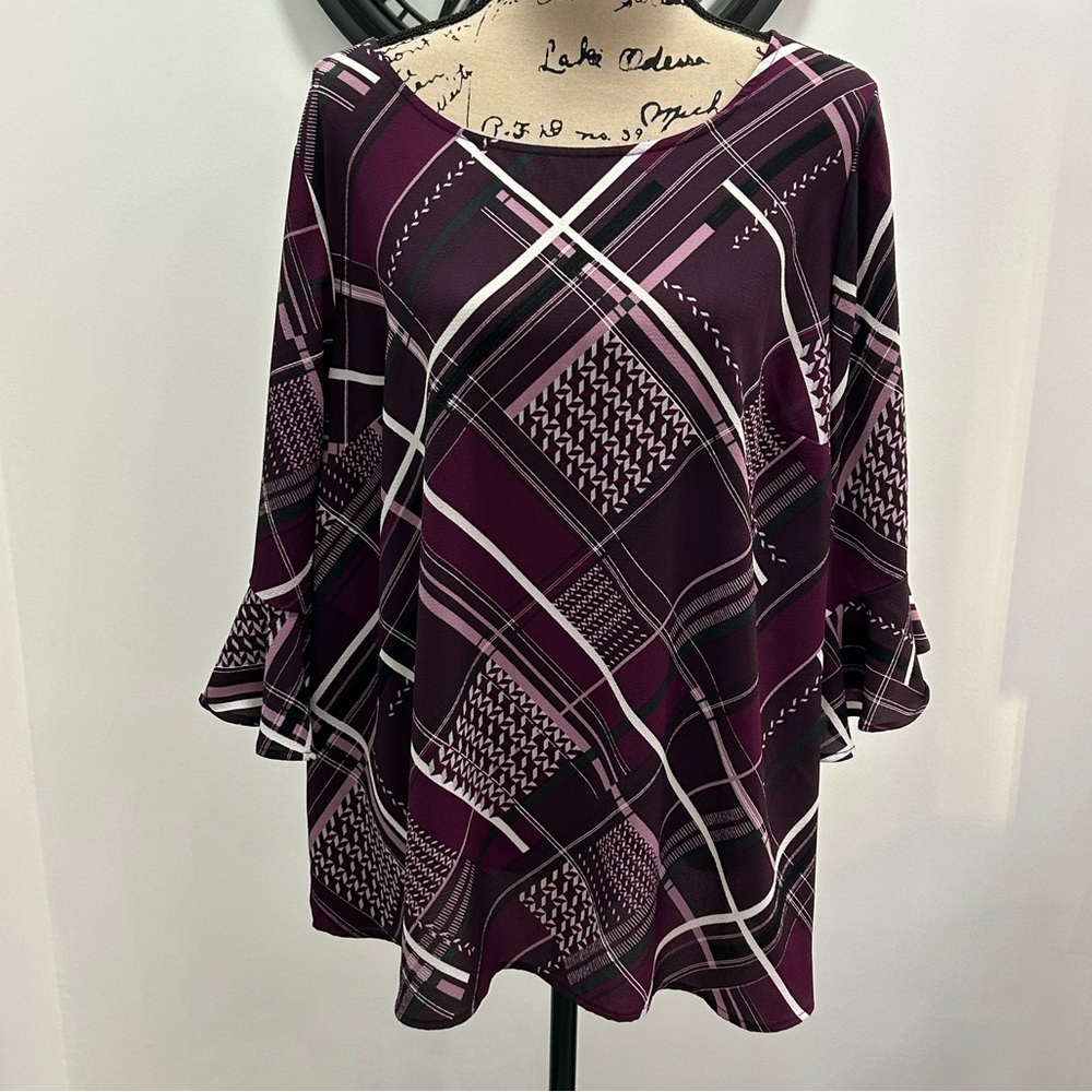 Catherines purple, black & white plaid blouse